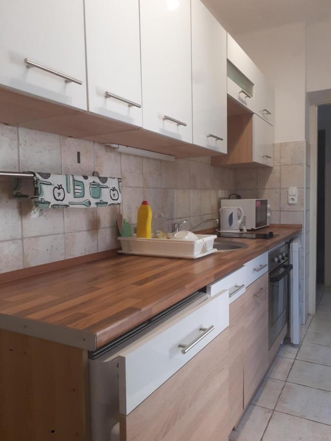Rose Apartman Balatonlelle Exteriör bild